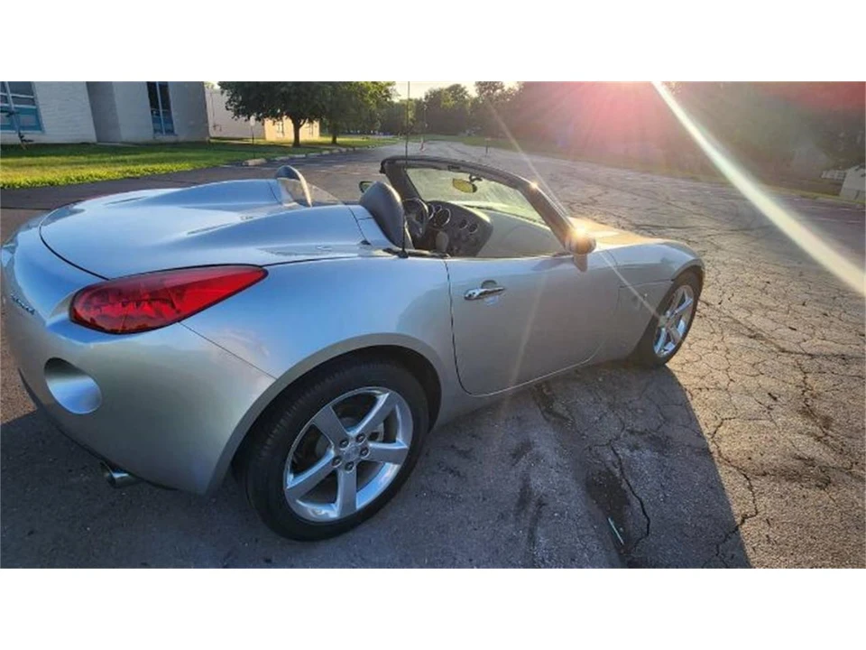 2006 Pontiac Solstice - Image 8 of 22