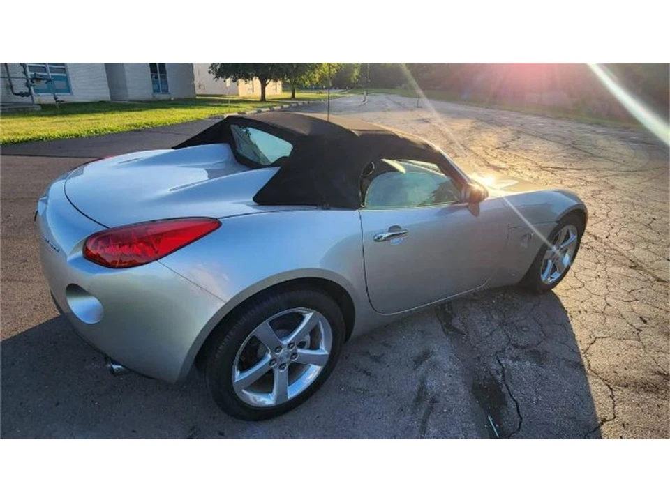 2006 Pontiac Solstice - Image 19 of 22
