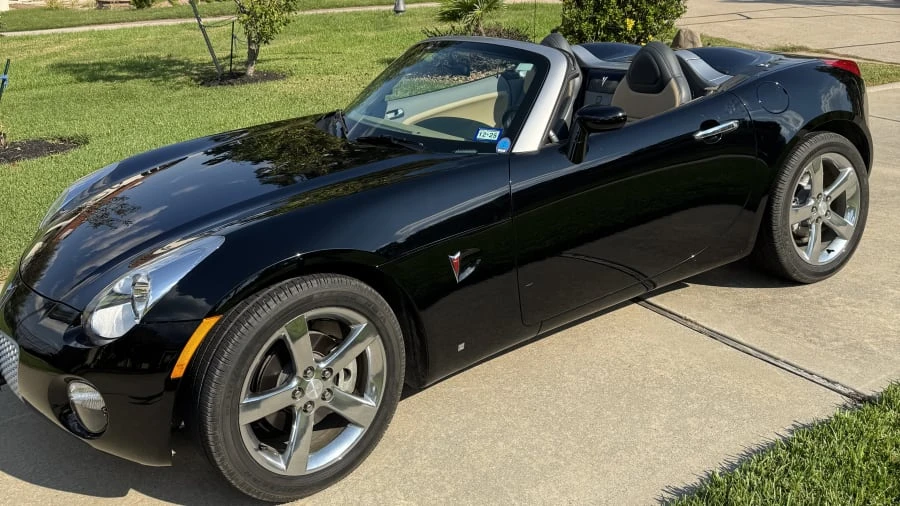 2006 Pontiac Solstice - Image 2 of 5