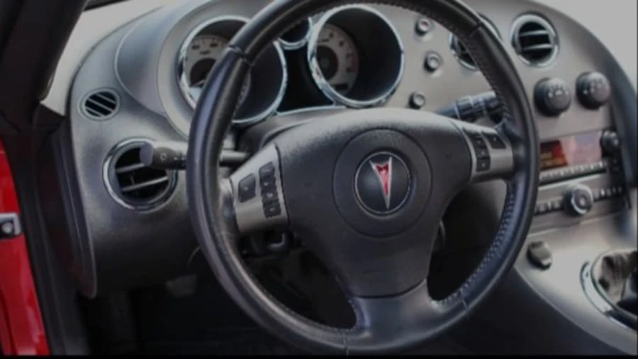 2006 Pontiac Solstice - Image 17 of 31
