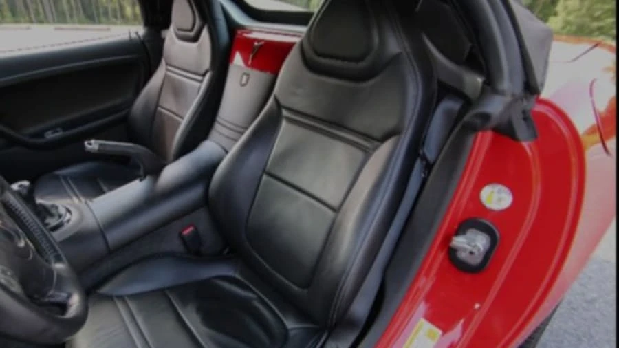 2006 Pontiac Solstice - Image 15 of 31