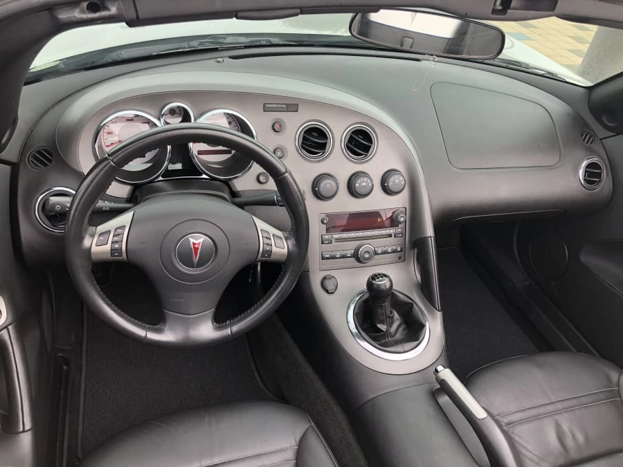2006 Pontiac Solstice - Image 3 of 11