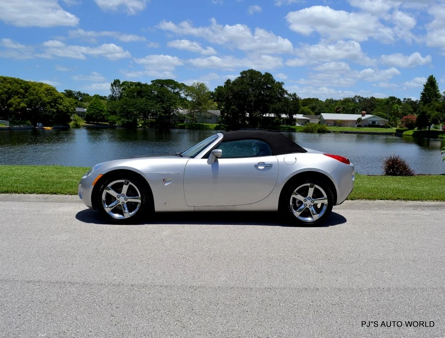 2006 Pontiac Solstice - Image 10 of 12
