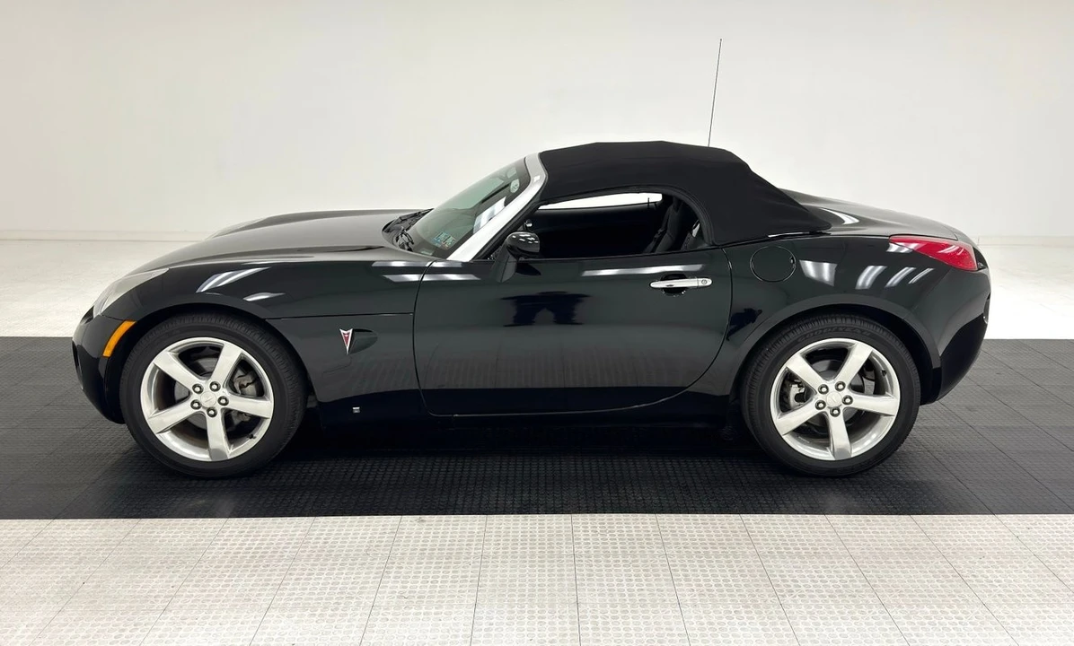 2006 Pontiac Solstice - Image 3 of 12