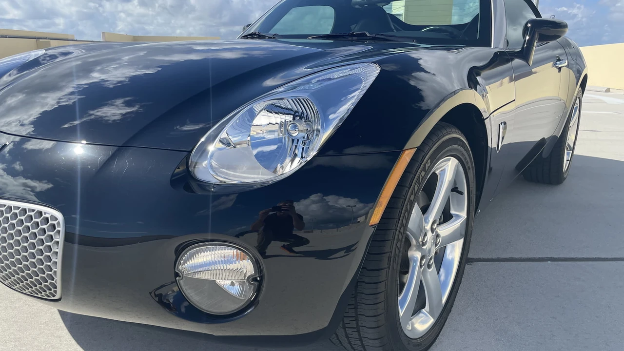 2006 Pontiac Solstice - Image 18 of 25