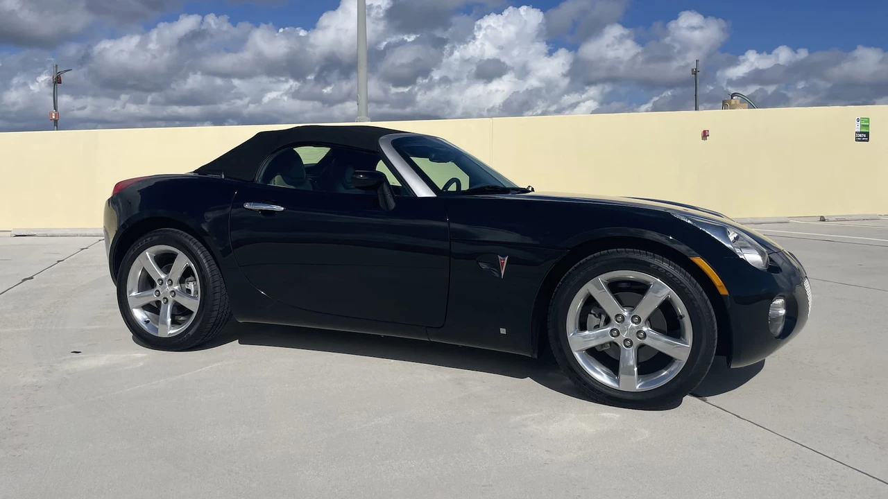2006 Pontiac Solstice - Image 23 of 25
