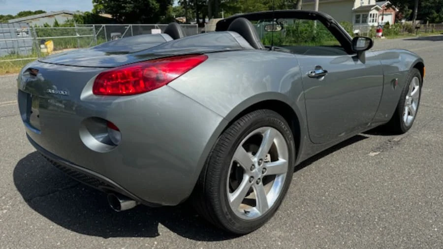 2006 Pontiac Solstice - Image 11 of 27