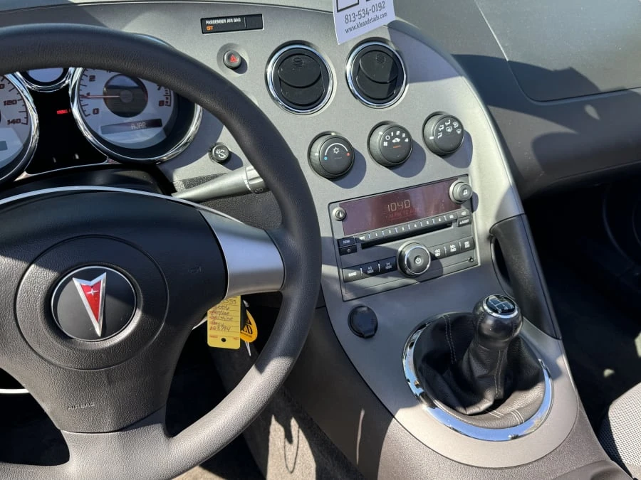 2006 Pontiac Solstice - Image 10 of 13