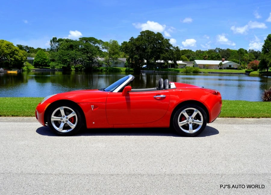 2006 Pontiac Solstice - Image 2 of 10