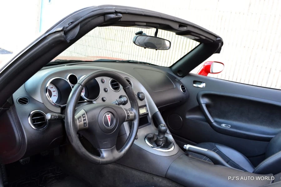 2006 Pontiac Solstice - Image 7 of 10