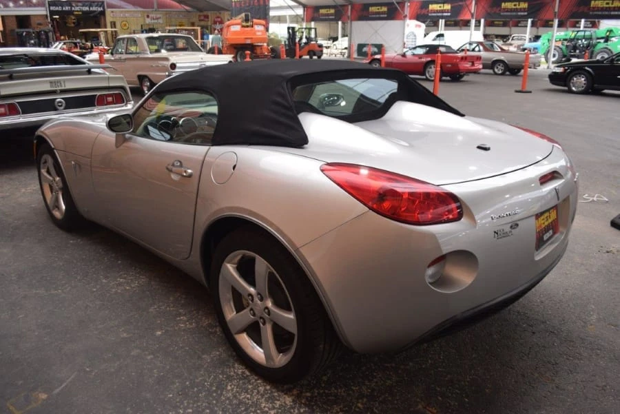 2006 Pontiac Solstice - Image 2 of 4