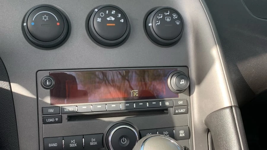 2006 Pontiac Solstice - Image 10 of 12
