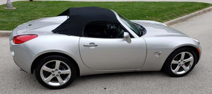 2006 Pontiac Solstice - Image 2 of 12
