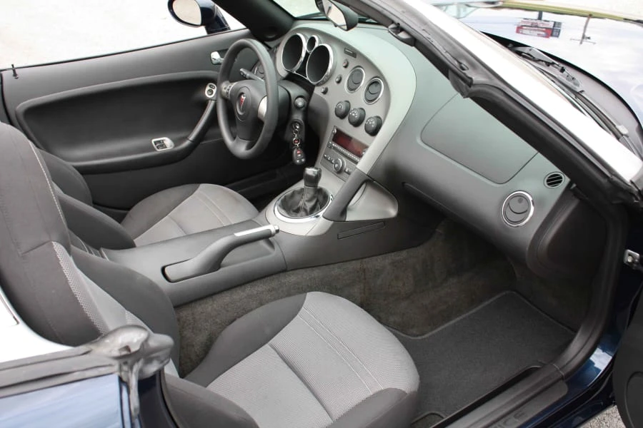 2006 Pontiac Solstice - Image 6 of 13