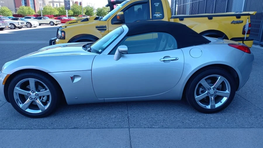 2006 Pontiac Solstice - Image 2 of 9