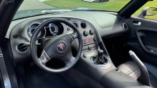 2006 Pontiac Solstice - Image 6 of 9