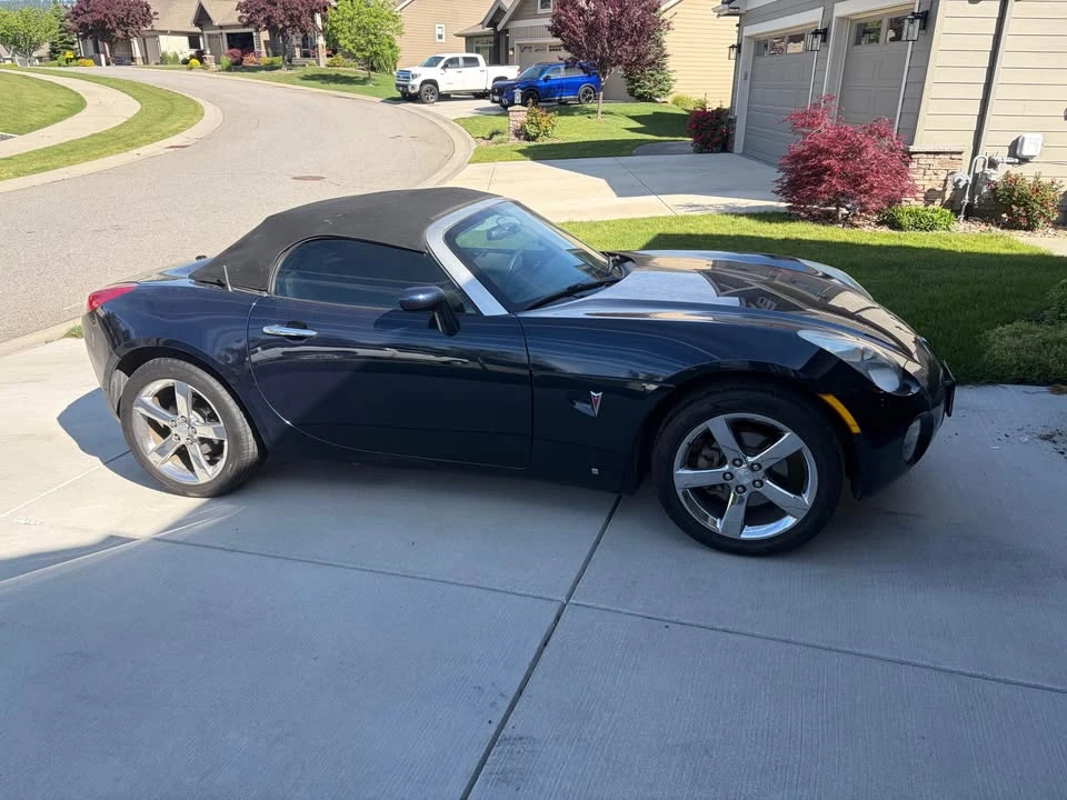 2006 Pontiac Solstice - Image 2 of 8