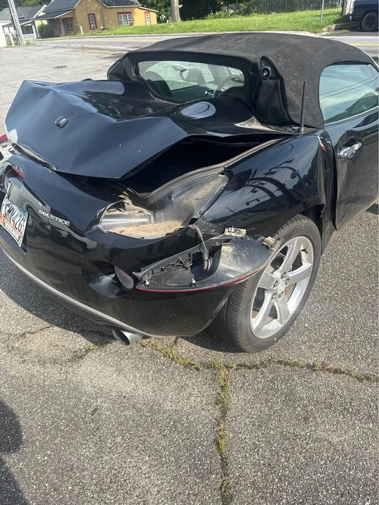 2006 Pontiac Solstice - Image 13 of 14