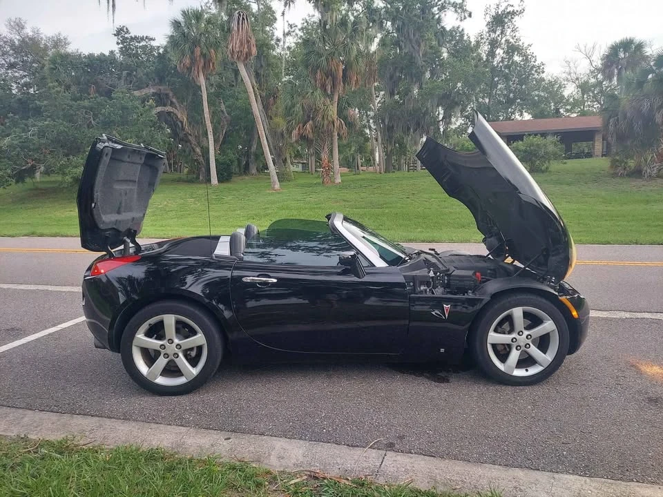 2006 Pontiac Solstice - Image 3 of 9