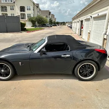2006 Pontiac Solstice Convertible 2D