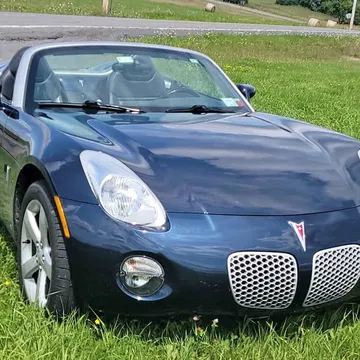 2006 Pontiac Solstice Convertible 2D