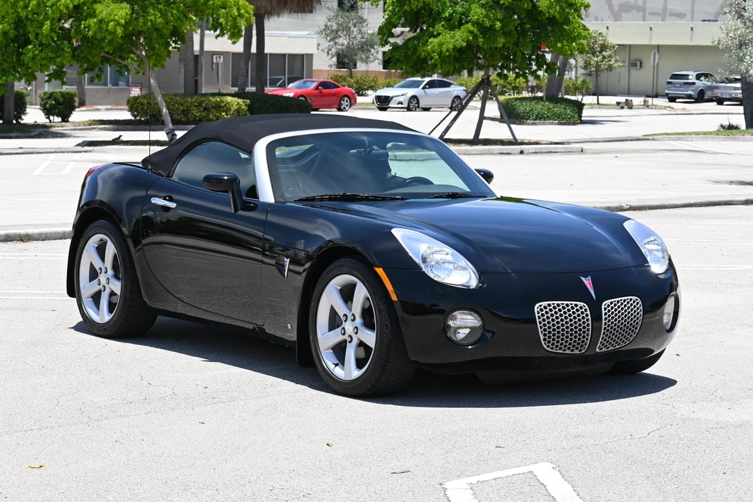 2006 Pontiac Solstice - Image 15 of 31