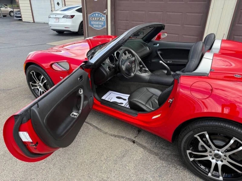 2006 Pontiac Solstice - Image 2 of 31