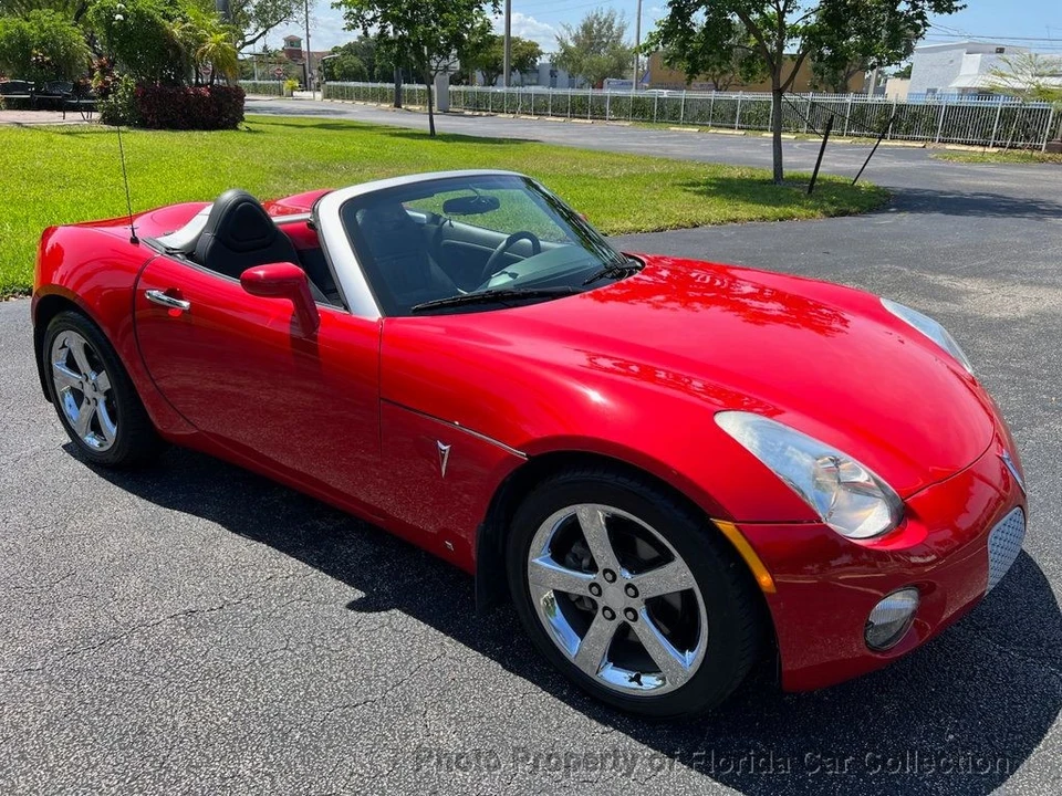 2006 Pontiac Solstice - Image 2 of 12