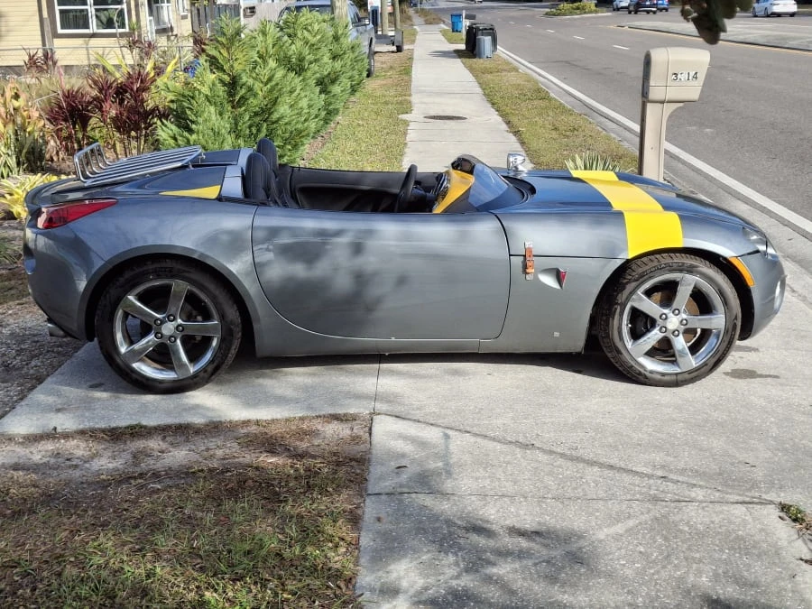 2006 Pontiac Solstice - Image 2 of 22