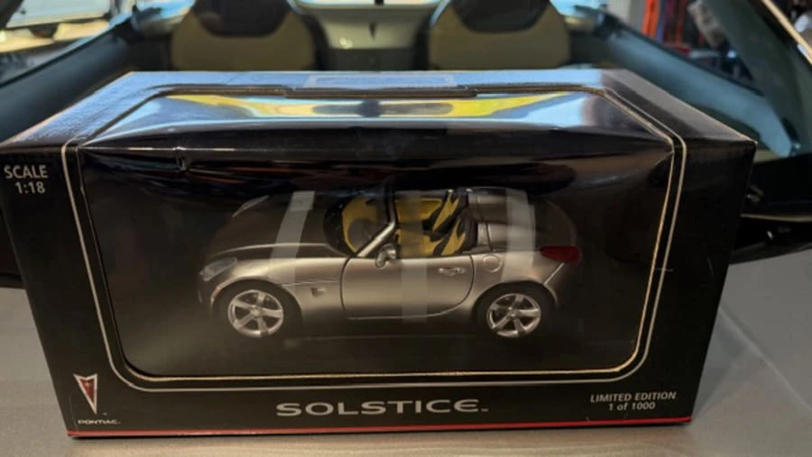 2006 Pontiac Solstice - Image 14 of 16