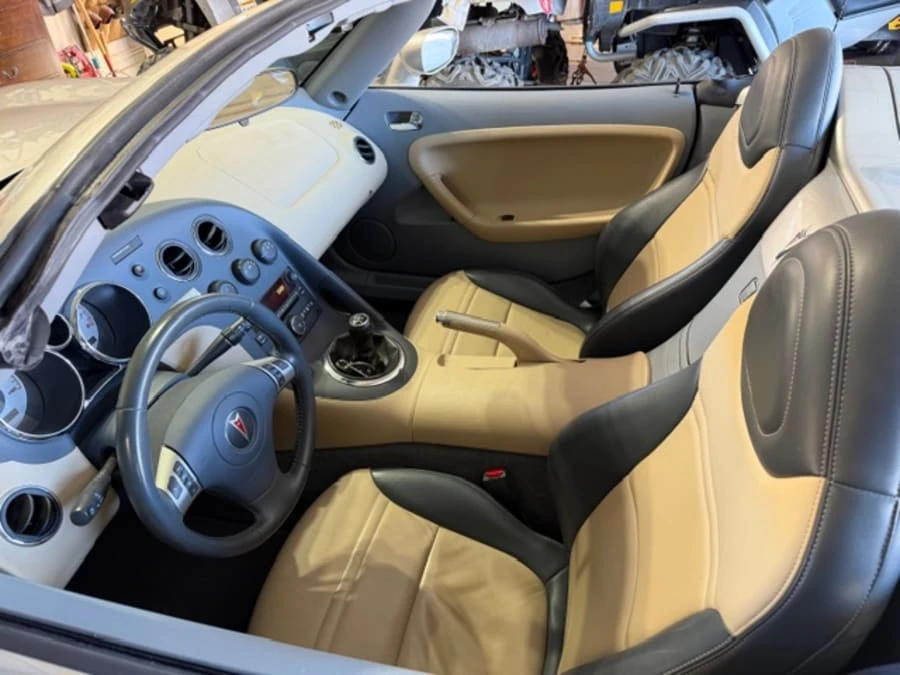 2006 Pontiac Solstice - Image 5 of 16