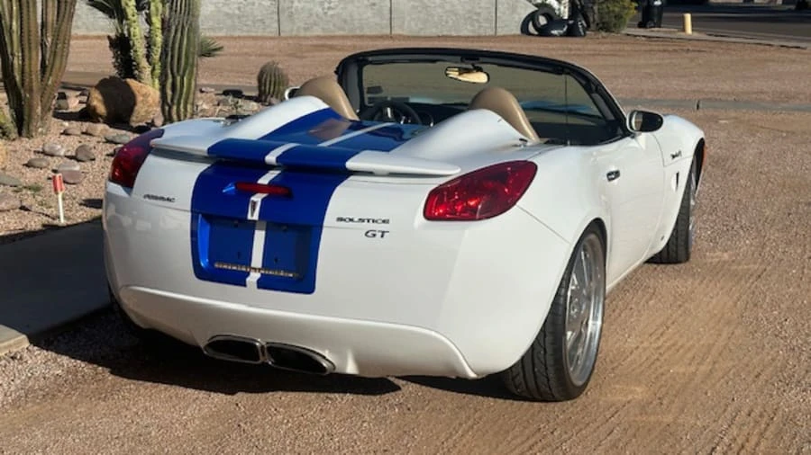 2006 Pontiac Solstice - Image 2 of 26