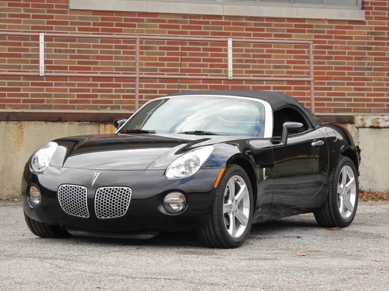 2006 Pontiac Solstice - Image 2 of 15