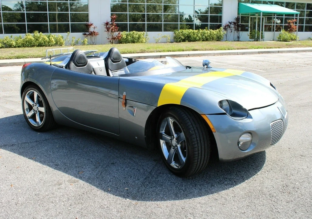 2006 Pontiac Solstice - Image 11 of 12