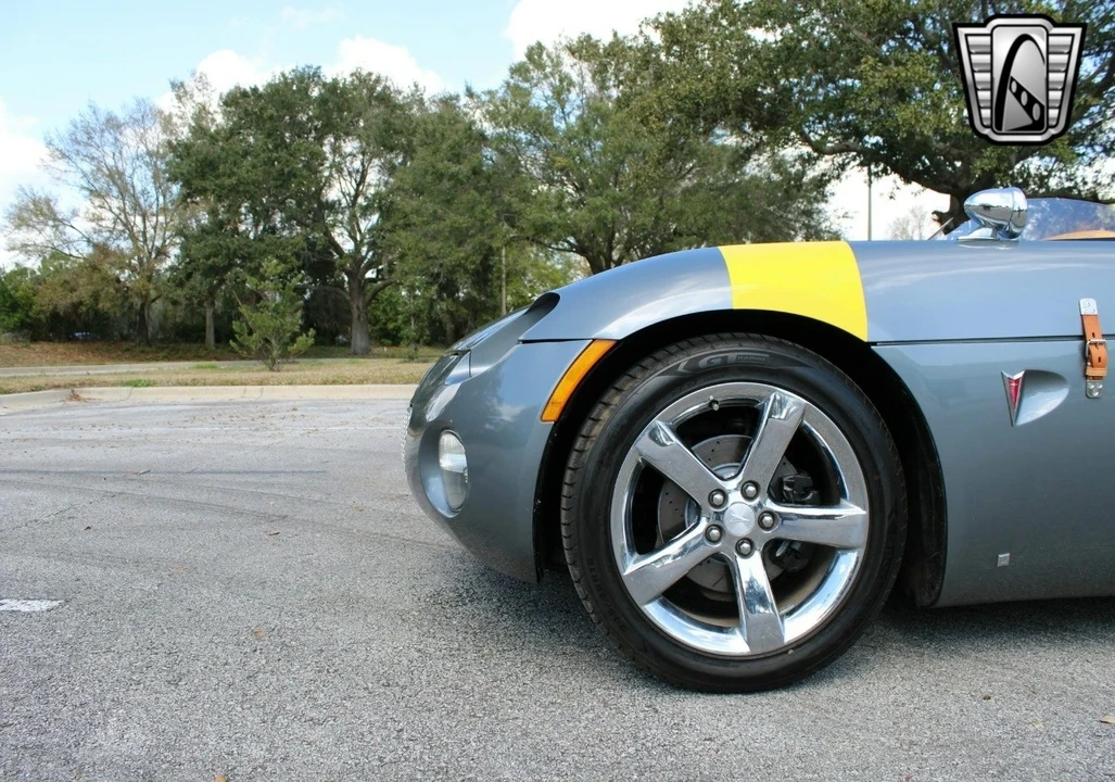 2006 Pontiac Solstice - Image 18 of 21
