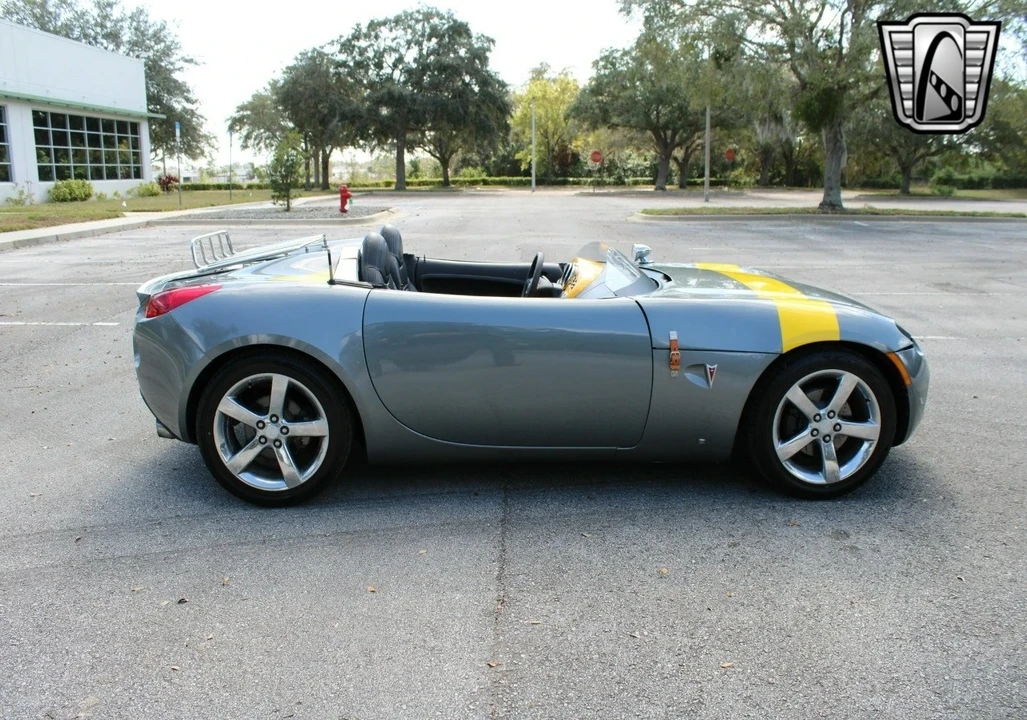 2006 Pontiac Solstice - Image 17 of 21