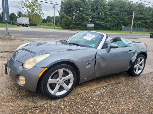 2006 Pontiac Solstice - Image 2 of 21