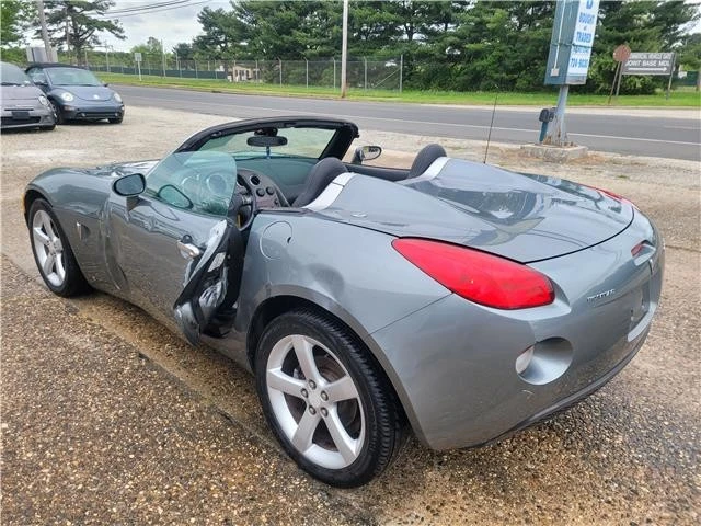 2006 Pontiac Solstice - Image 3 of 21