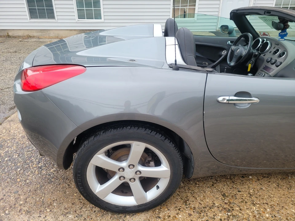 2006 Pontiac Solstice - Image 14 of 21