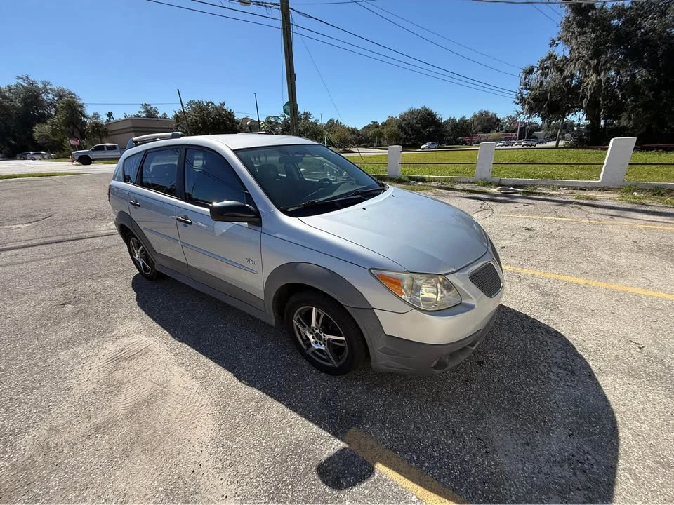 2006 Pontiac Vibe - Image 6 of 11