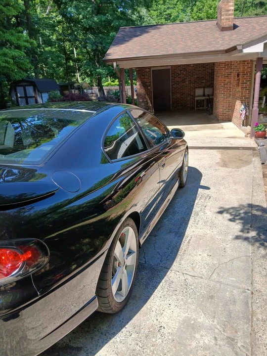 2006 Pontiac GTO 4th Gen - Image 11 of 13