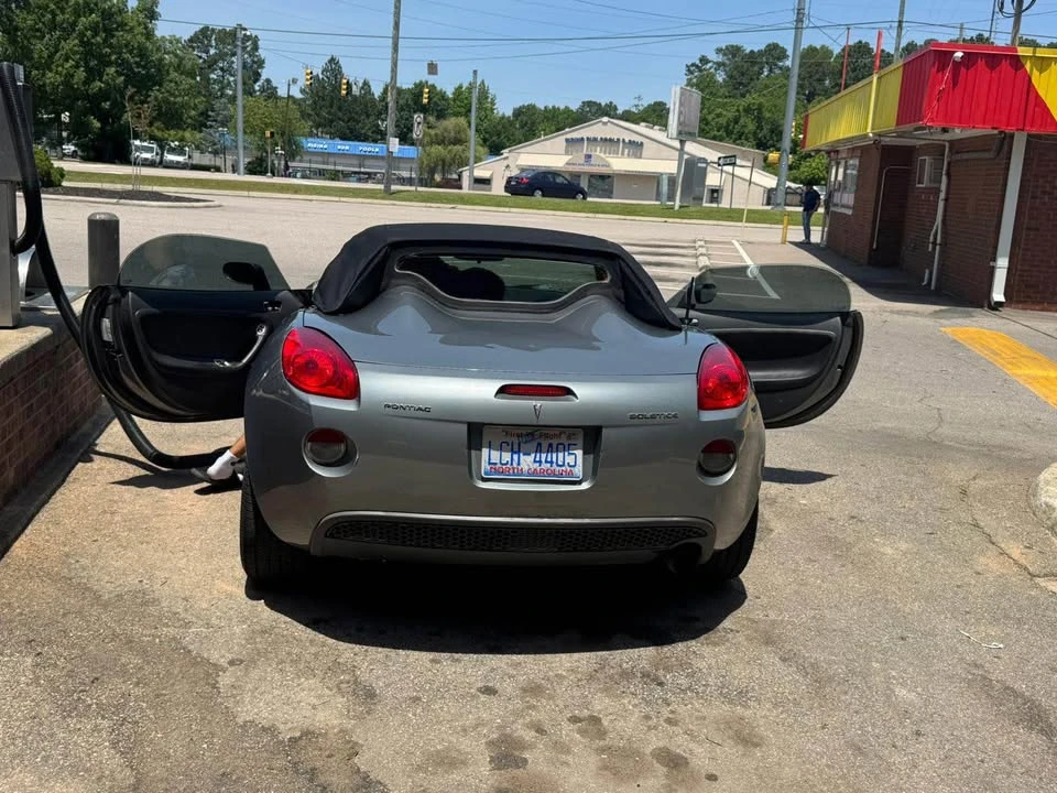 2006 Pontiac Solstice - Image 7 of 9