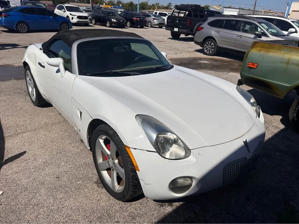 2006 Pontiac Solstice - Image 3 of 9