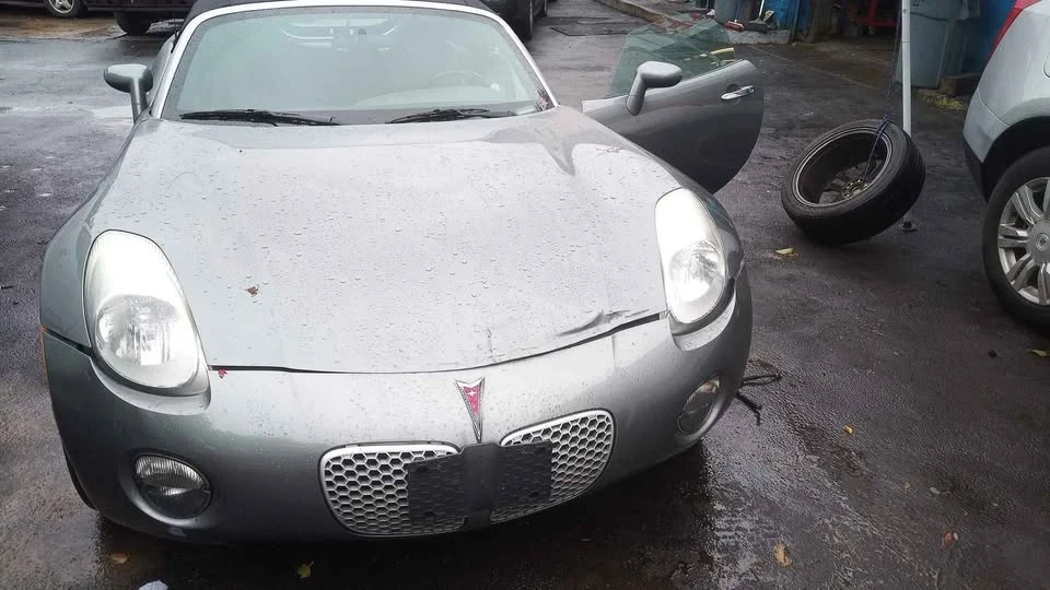 2006 Pontiac Solstice - Image 10 of 14