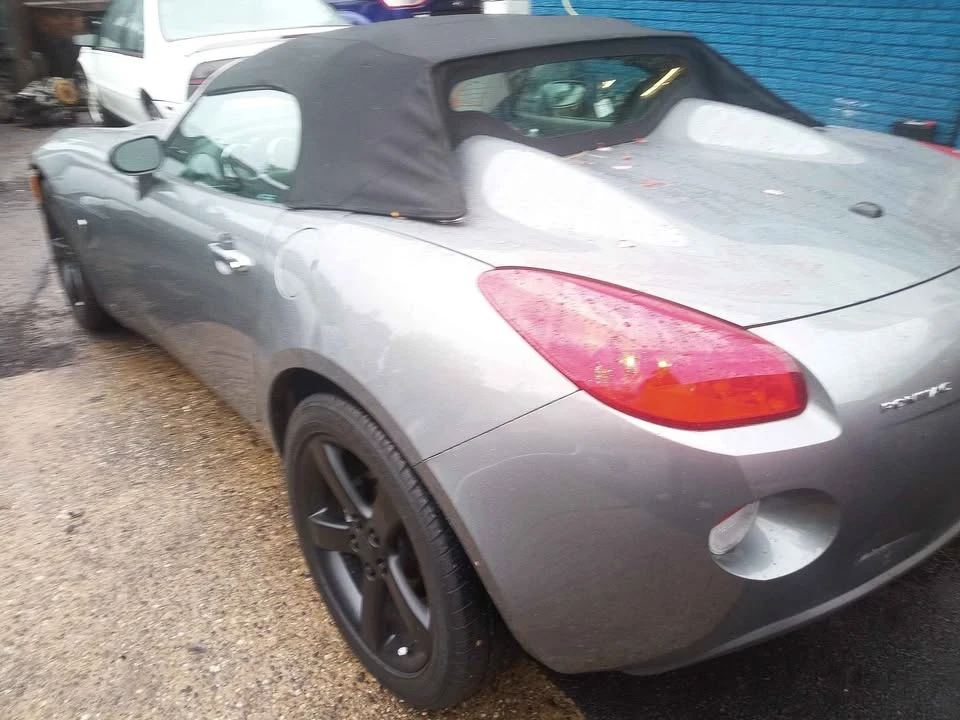 2006 Pontiac Solstice - Image 4 of 14
