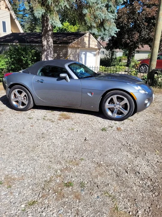 2006 Pontiac Solstice - Image 3 of 4