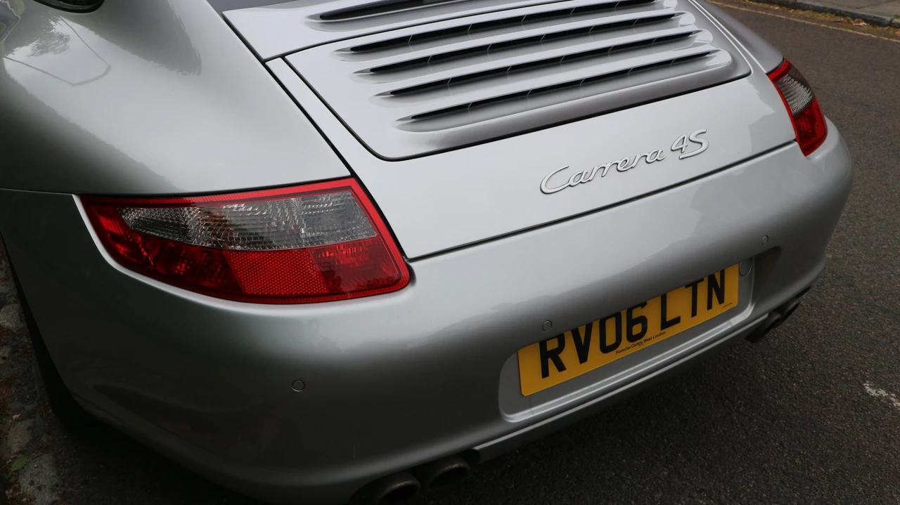 2006 Porsche 997 Carrera 4S - Image 11 of 31