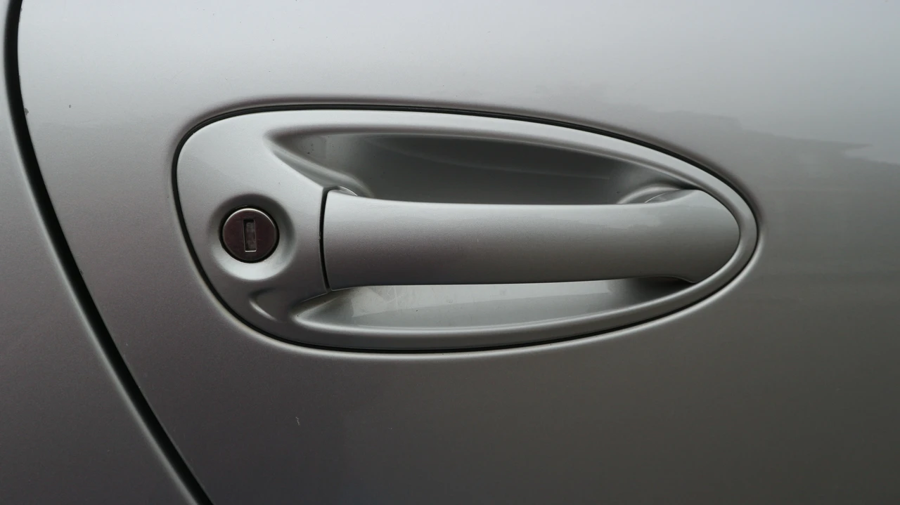 2006 Porsche 997 Carrera 4S - Image 17 of 31