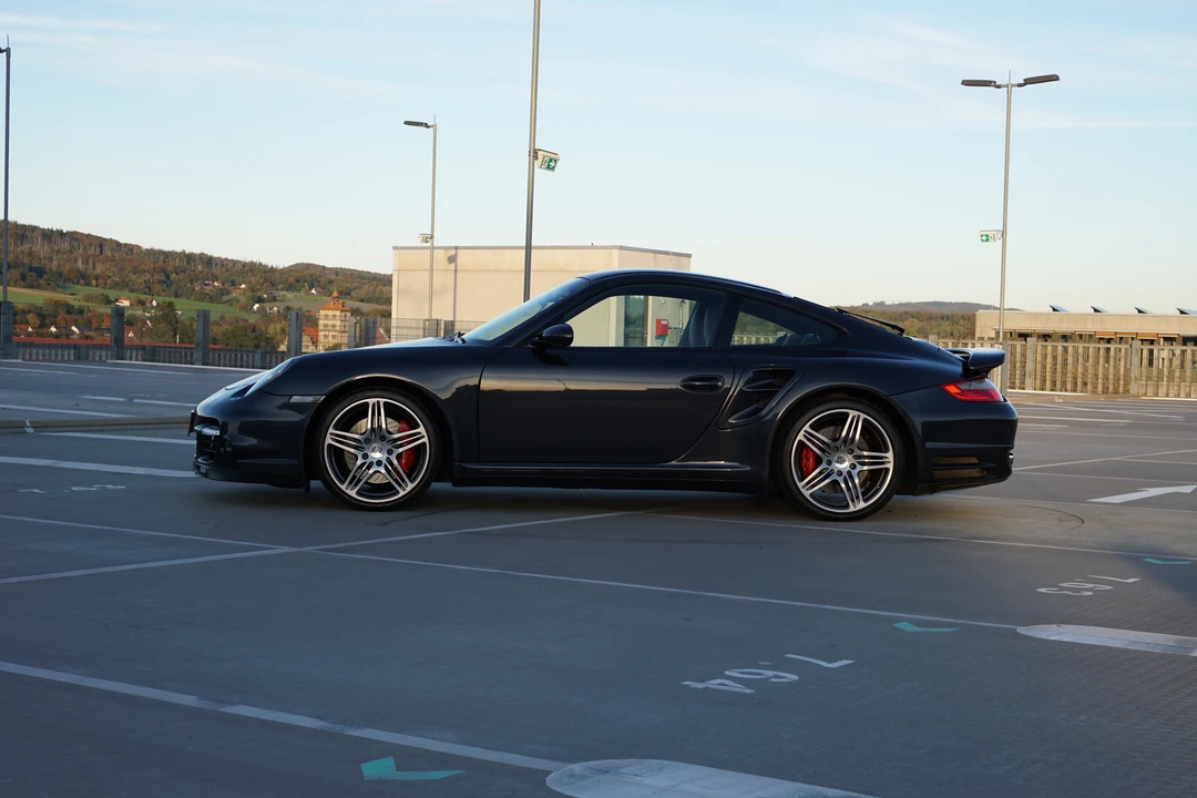 2007 Porsche 997 Turbo - Image 8 of 31