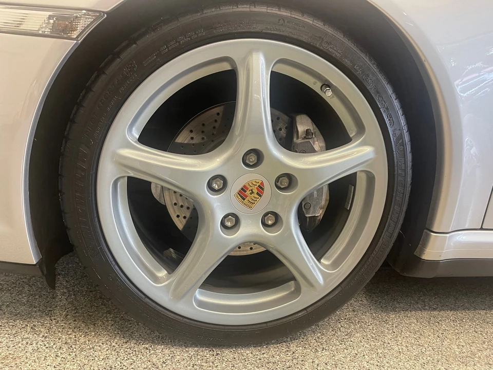 2006 Porsche 997 Carrera 4 - Image 6 of 11